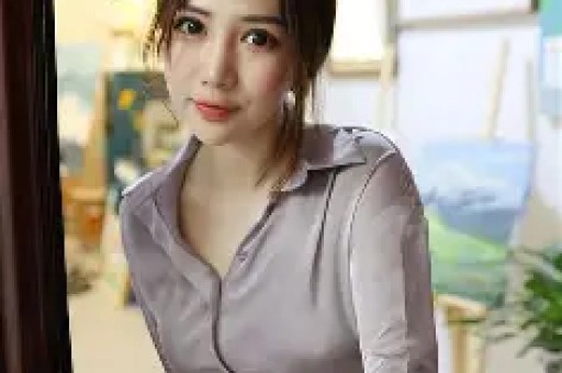 割韭菜、造富婆人设、骗钱2025年明星直播“乱象多”！