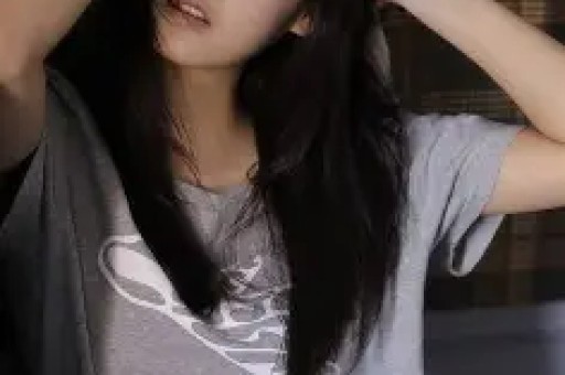 “耍大牌”被富婆贴脸开大口碑下滑是真性情还是低情商？